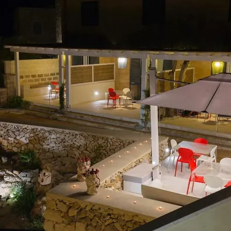 Le Del Carrubo Holiday home Favignana