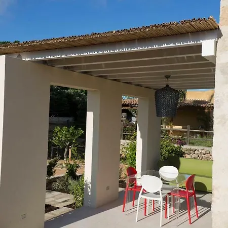 Le Del Carrubo