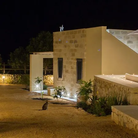 Le Del Carrubo Holiday home