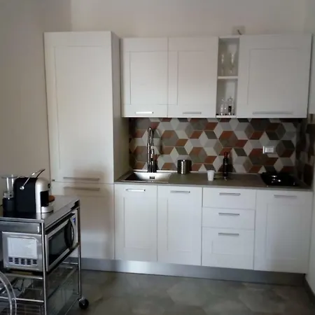 Le Del Carrubo Φαβινιάνα