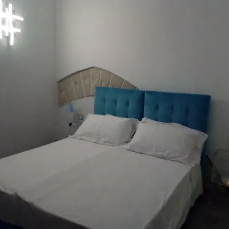 Le Del Carrubo * Φαβινιάνα