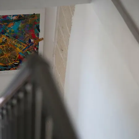 Le Del Carrubo Φαβινιάνα